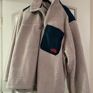 Men’s North Face Pullover